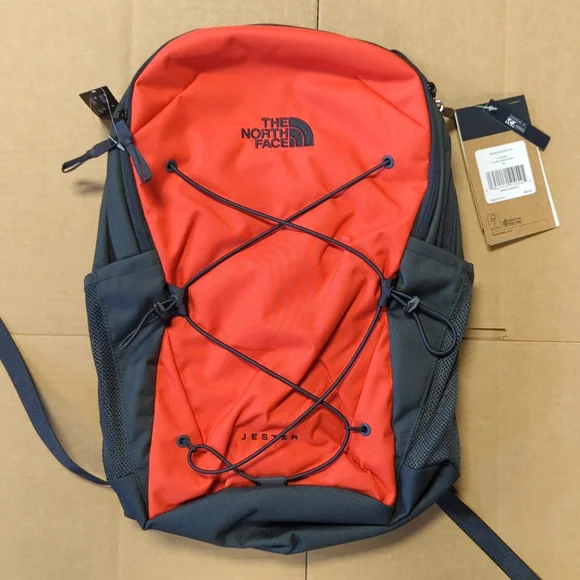 THE NORTH FACE Jester Backpack Womens Fiery Red/Asphalt Gray NEW The North Face Jester Backpack, TNF Red/TNF Black  main image 3